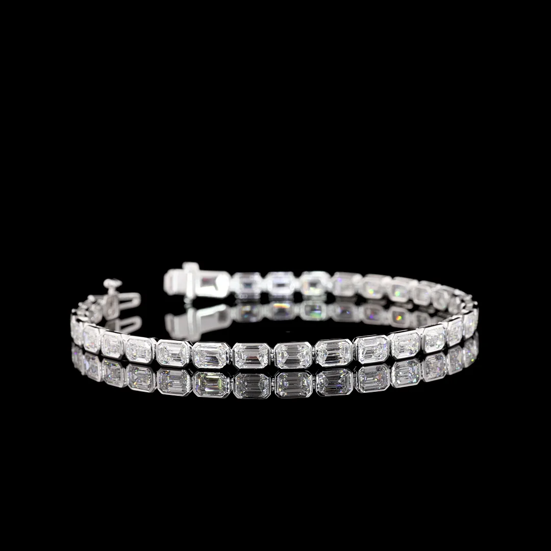 9.41 Cts 14k White Gold Emerald Shape Tennis Bracelet