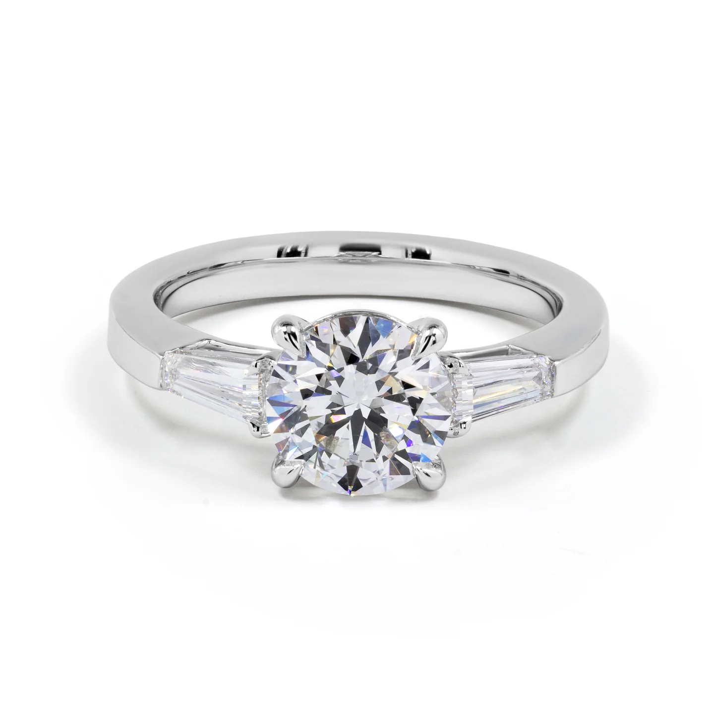 1.95 Cts 14k White Gold Round Shape 3 Stones Ring