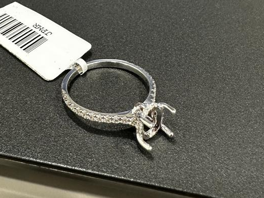 106.41 Cts 14k White Gold Old European Brilliant Shape Riviera Necklace