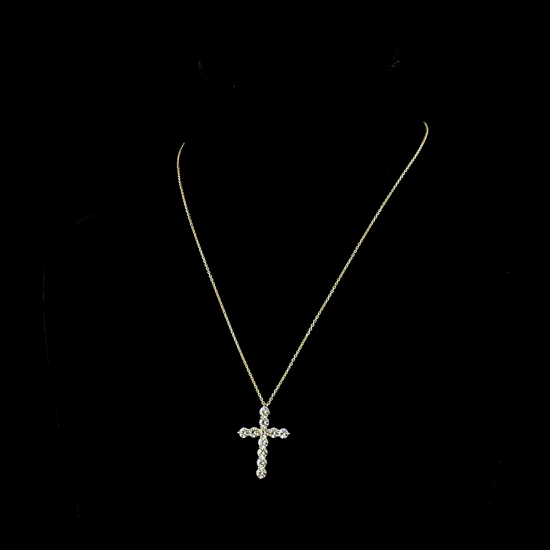1.94 Cts 14k Yellow Gold Round Shape Symbol Pendant