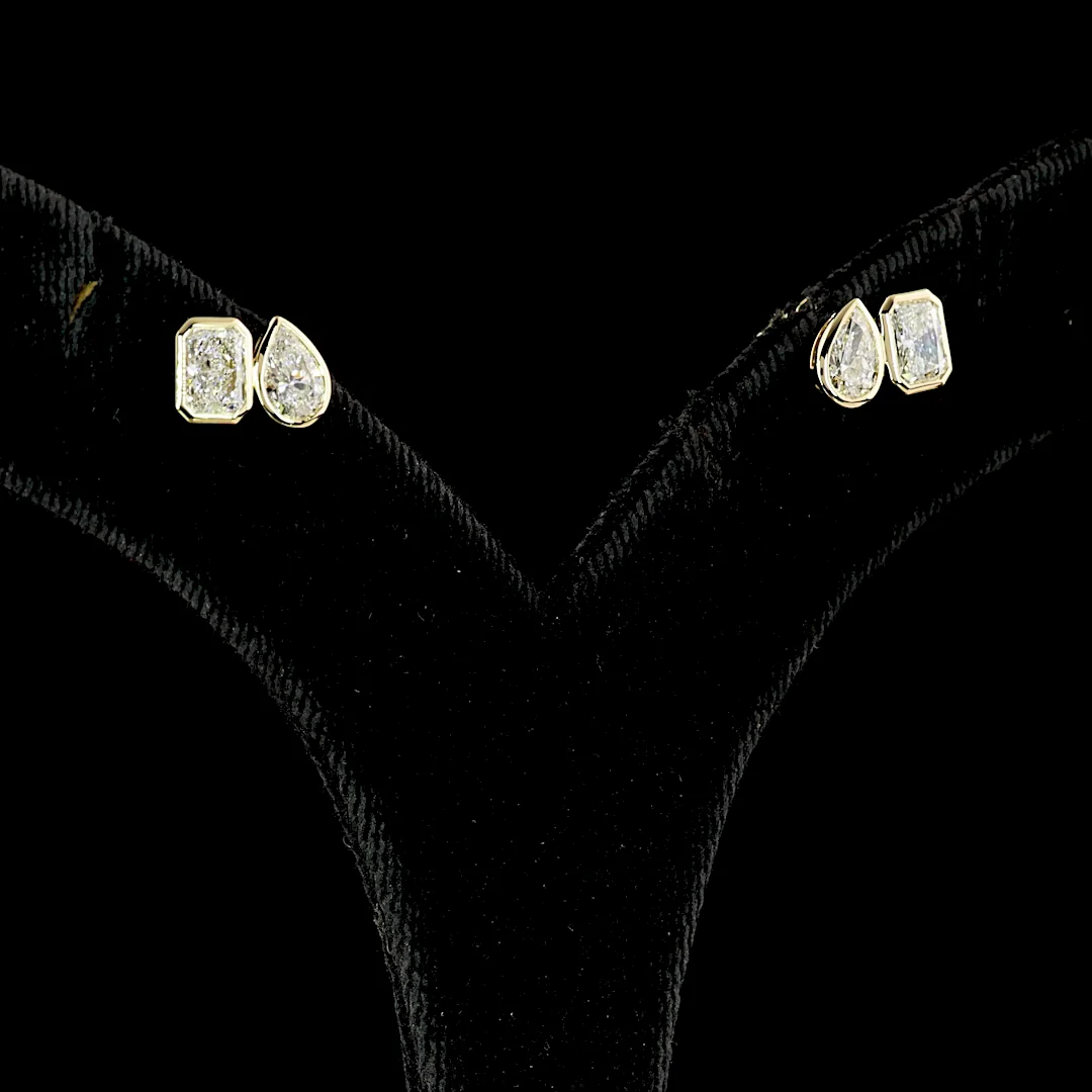 1.67 Cts 14k Yellow Gold Mix Shape Studs Earring