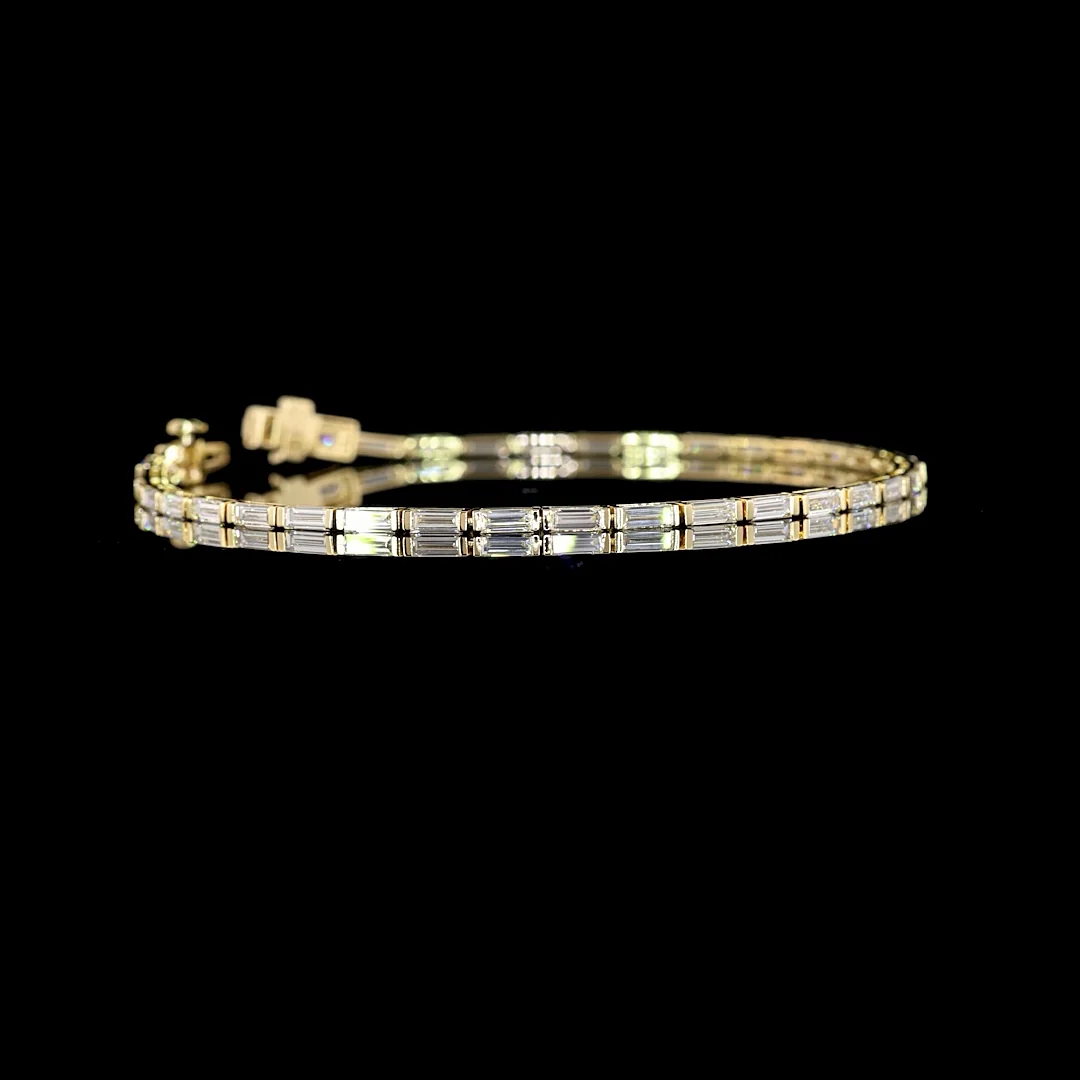 2.75 Cts 14k Yellow Gold Baguette Shape Tennis Bracelet