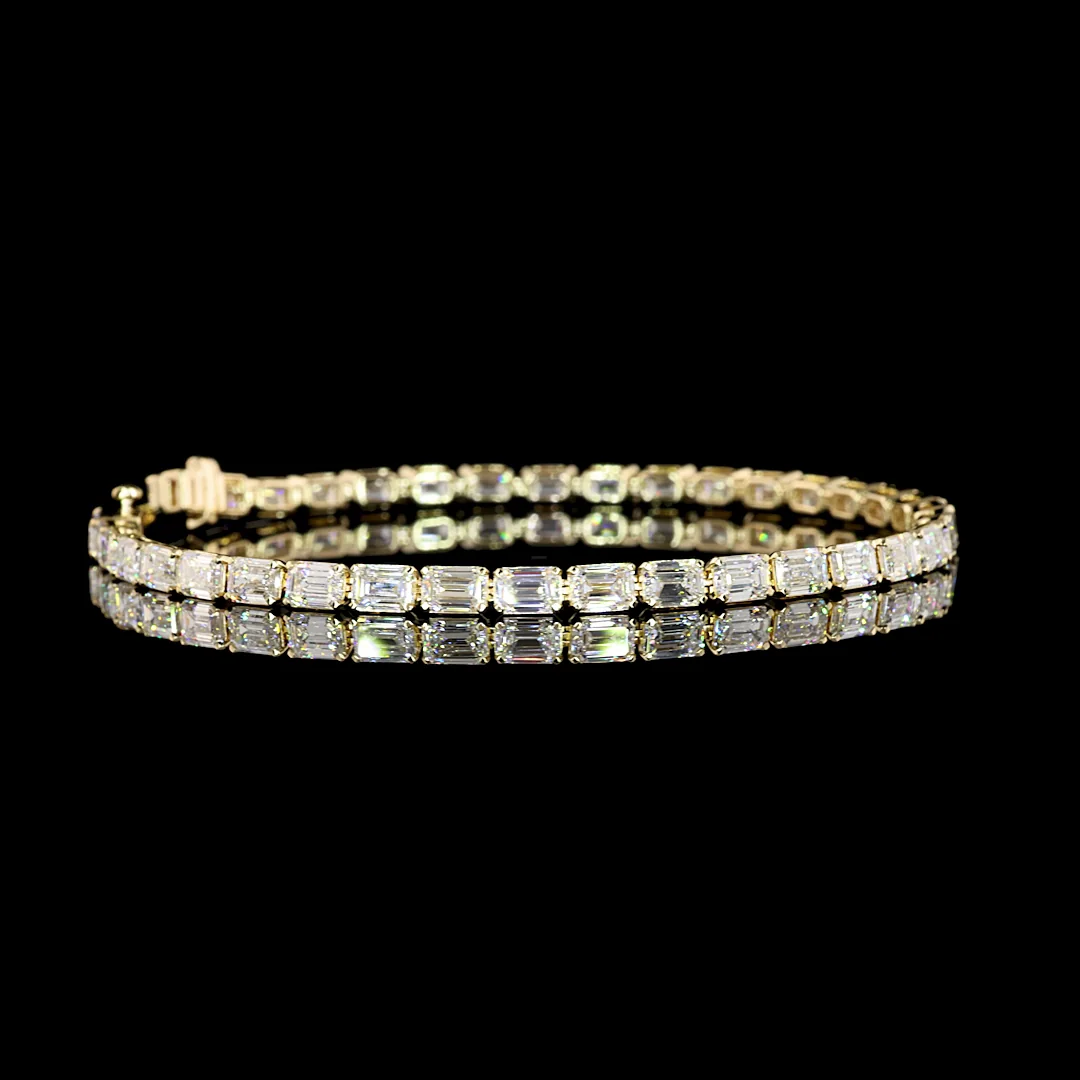 8.97 Cts 14k Yellow Gold Emerald Shape Tennis Bracelet