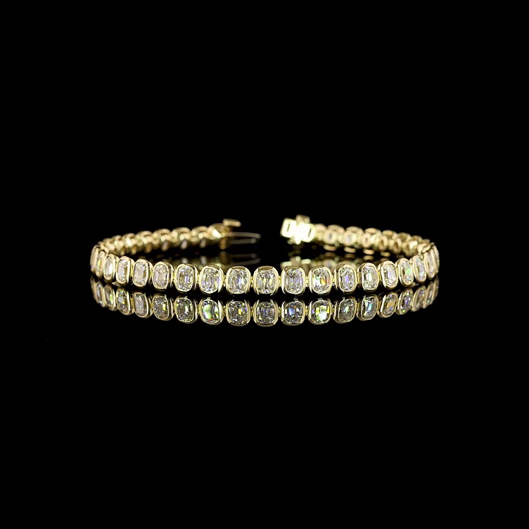 8.69 Cts 14k Yellow Gold Antique Cushion Shape Tennis Bracelet