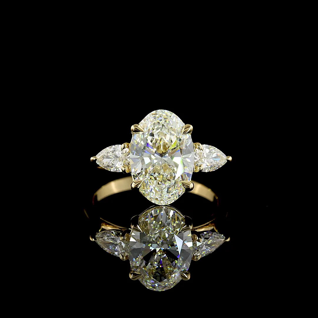 3.52 Cts 14k Yellow Gold Oval Shape 3 Stones Ring
