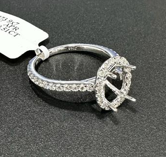 0.75 Cts 14k Yellow Gold Antique Cushion Shape 7 Stones Eternity Band