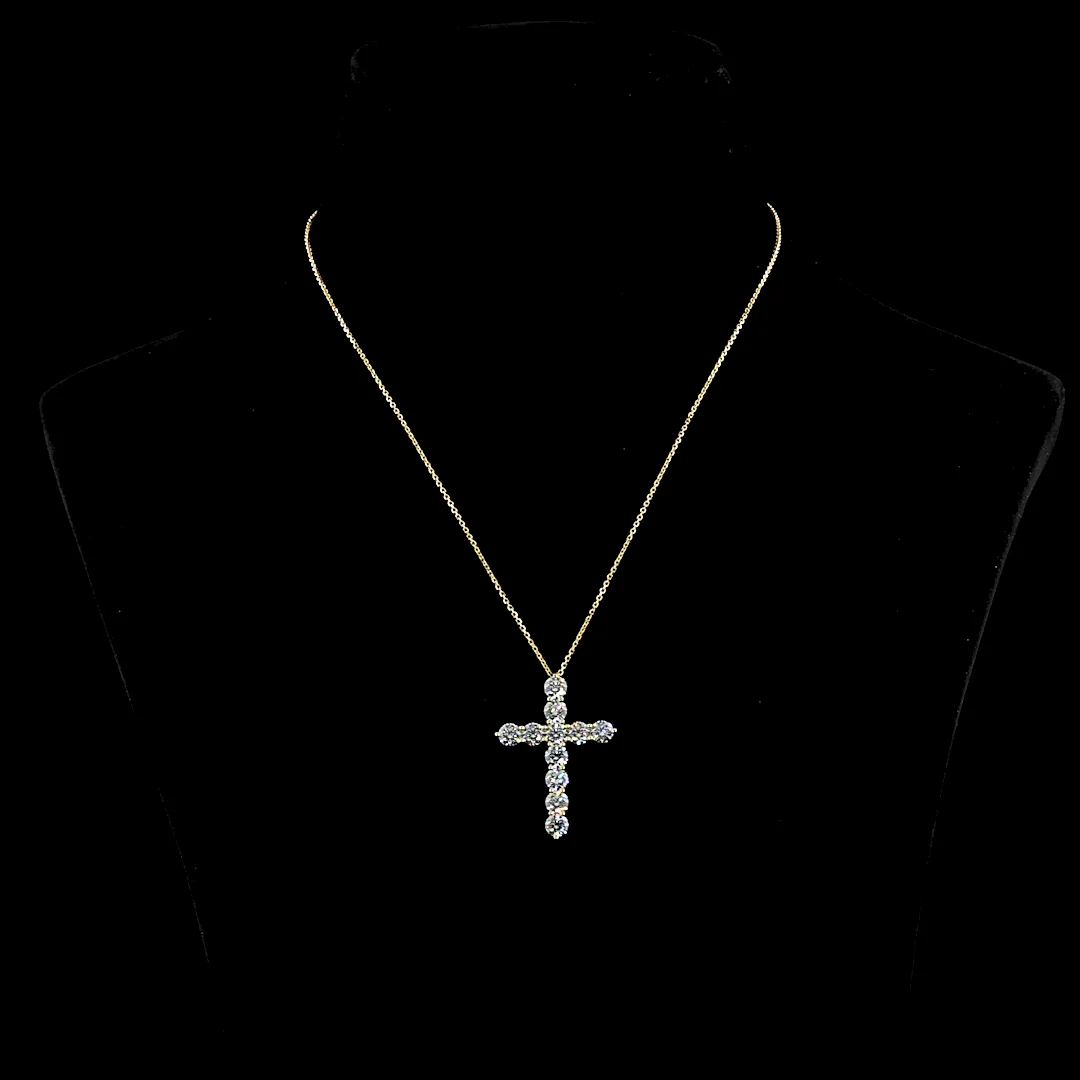 3.61 Cts 14k Yellow Gold Round Shape Symbol Pendant