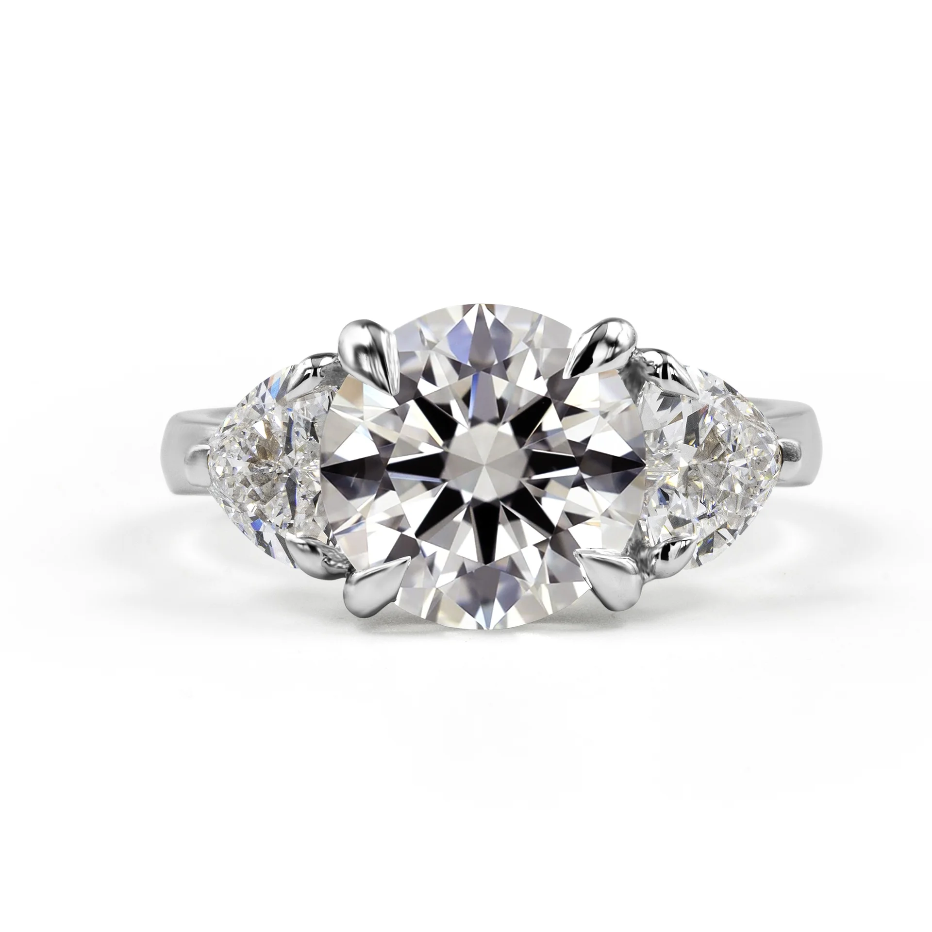 4.42 Cts 14k White Gold Round Shape 3 Stones Ring