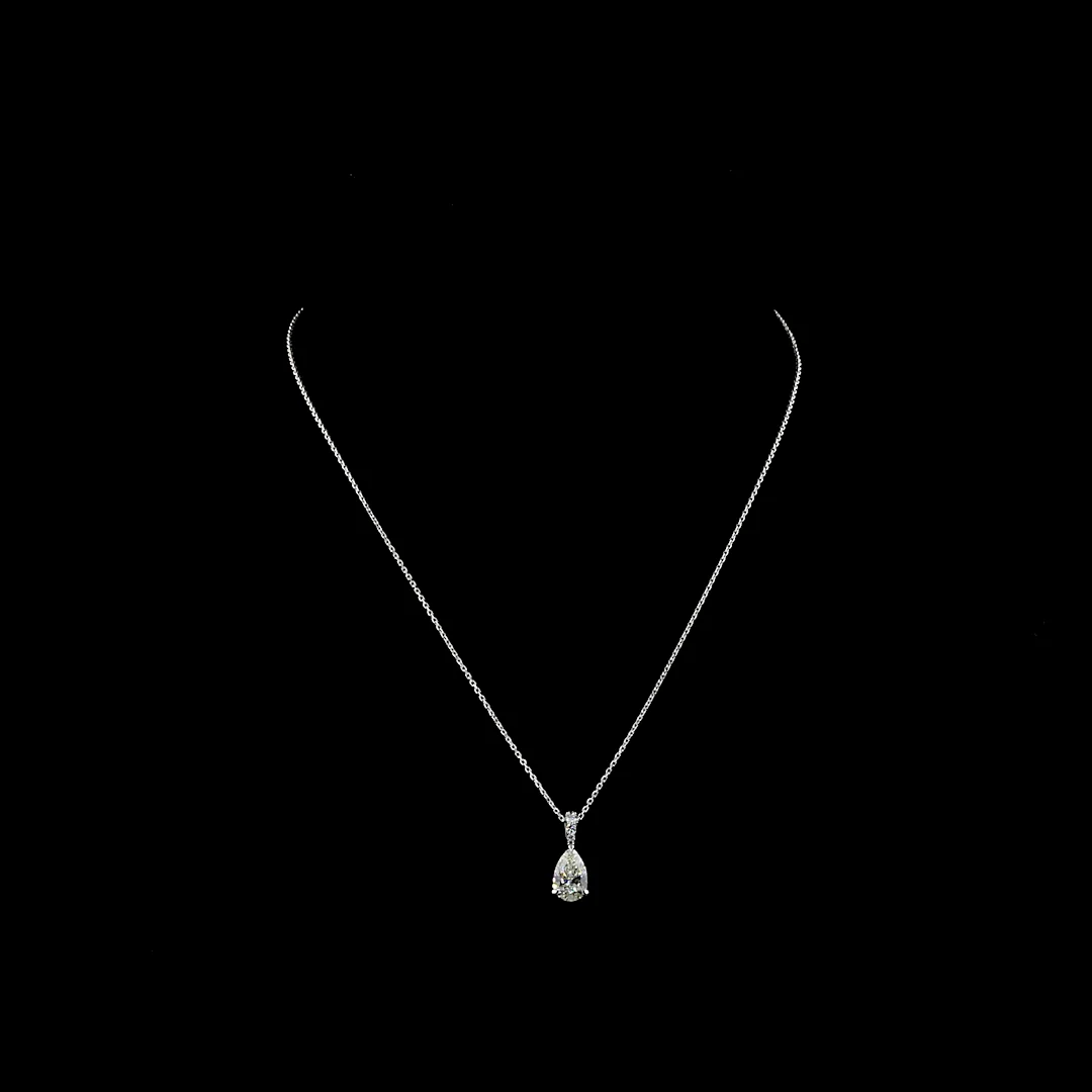 1.61 Cts 18k White Gold Pear Shape Pendant Pendant